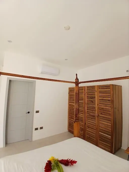 En Plaza Center Penthouse Con 3 Terrazas En El Centro De Las Terrenas La Playa Esta A 5 Min A Pied 0*,